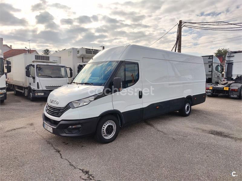 IVECO Daily 2.3 TD 35S 16 A8 V 4100H2 16 M3 4p.