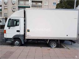 NISSAN CAMION