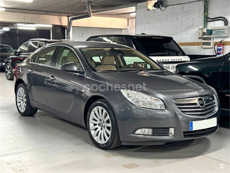 OPEL Insignia 1.8 16v Cosmo 4p.