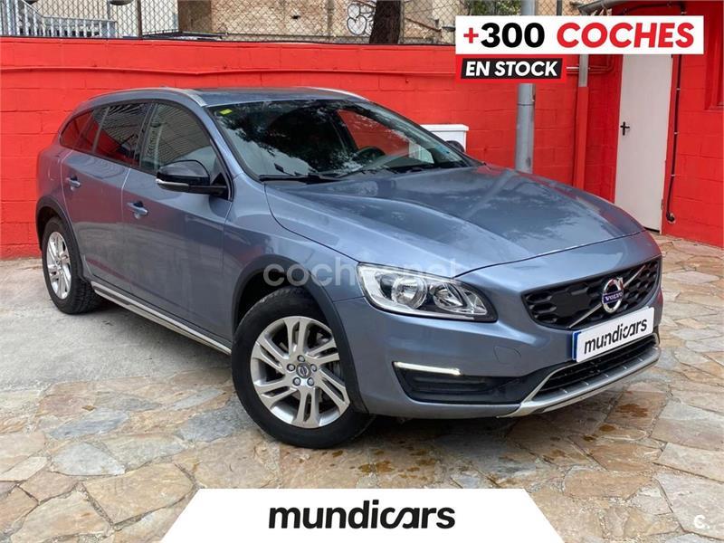 VOLVO V60 Cross Country 2.0 D3 Plus