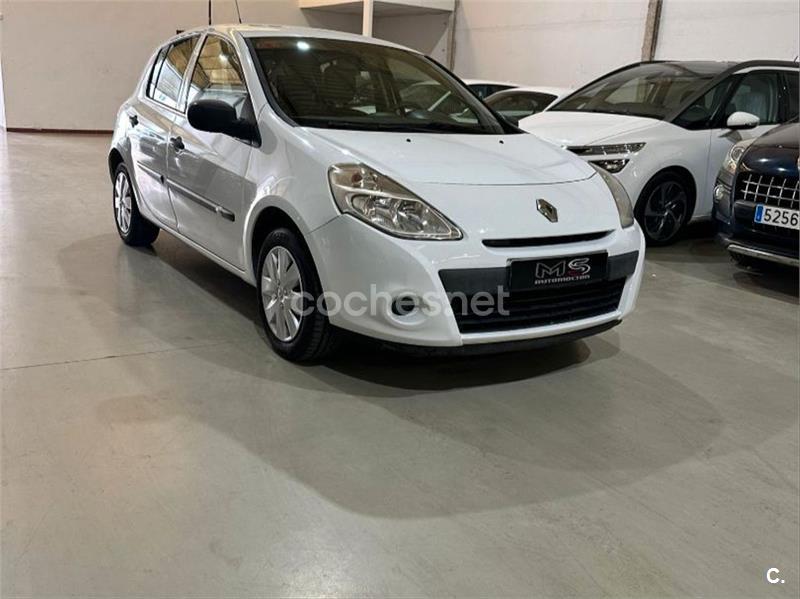 RENAULT Clio Authentique 1.5dCi 70cv 5p. eco2 5p.