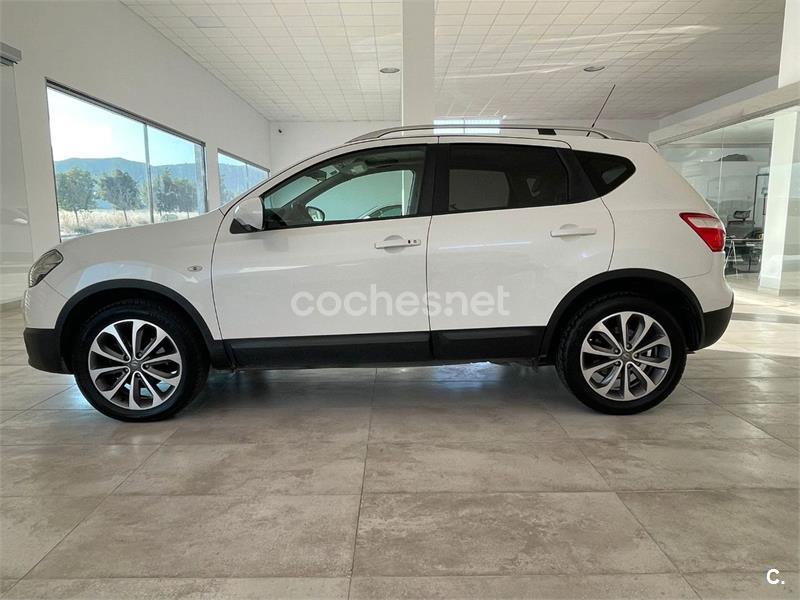 NISSAN QASHQAI 2.0 dCi TEKNA PREMIUM 4x4 AT 18