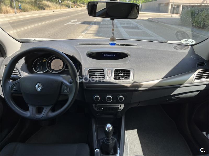 RENAULT Megane Life dCi 95 eco2