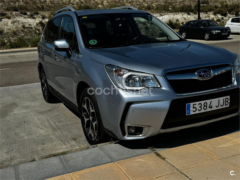 SUBARU Forester 2.0 TD Lineartronic Executive Plus