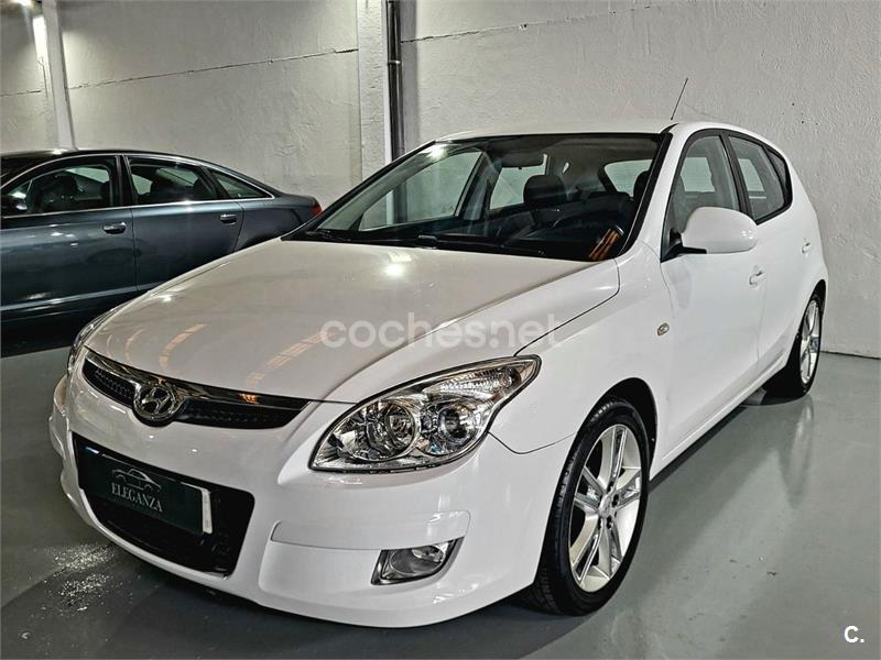 HYUNDAI i30 1.6 CVVT Style