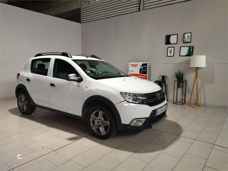 DACIA Sandero Stepway Essential Blue dCi 70kW 95CV 5p.