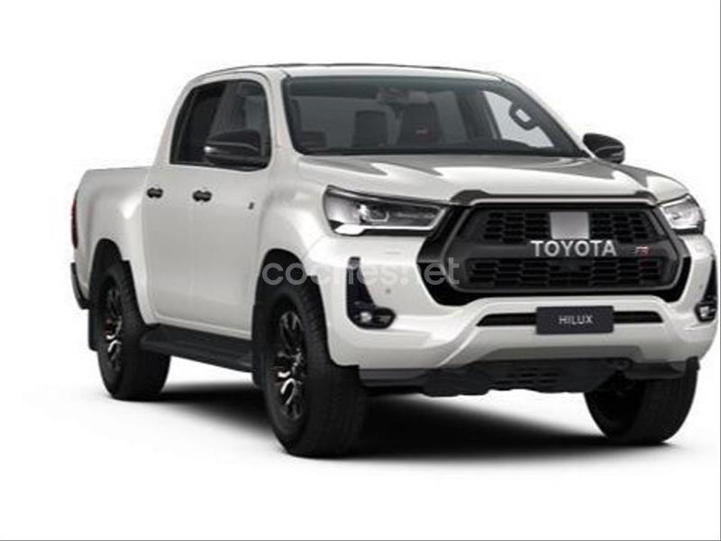 TOYOTA Hilux 2.8 D4D 204CV C.Dobl GR Sport AT HVO100 4p.