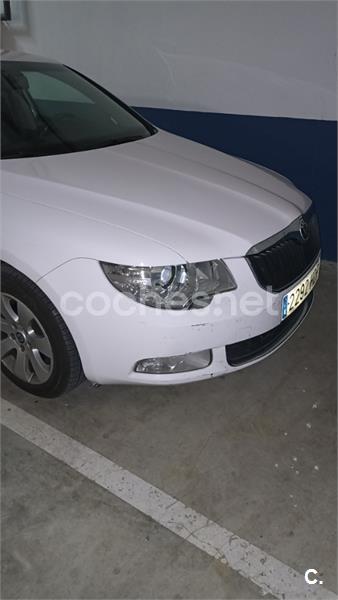 SKODA Superb 2.0 TDI PD140cv DPF DSG Ambition