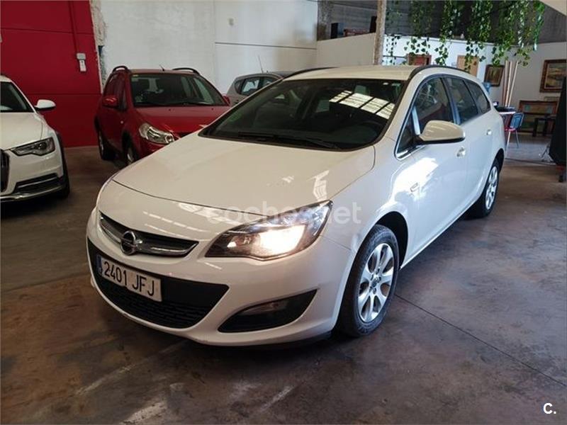 OPEL Astra 1.6 CDTi 110 CV Selective ST