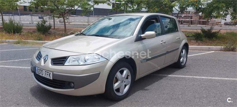 RENAULT Megane