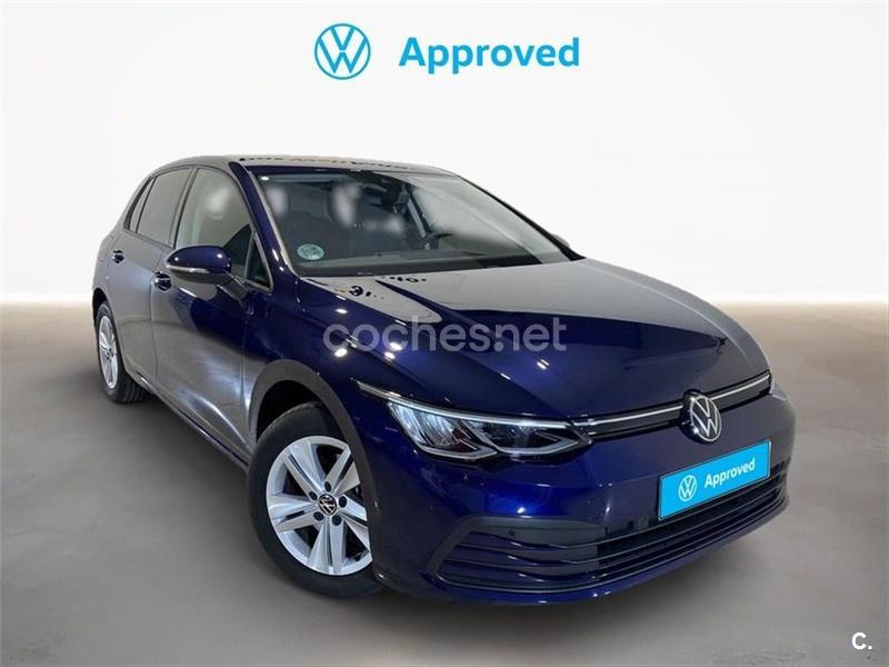 VOLKSWAGEN Golf Life 1.0 TSI