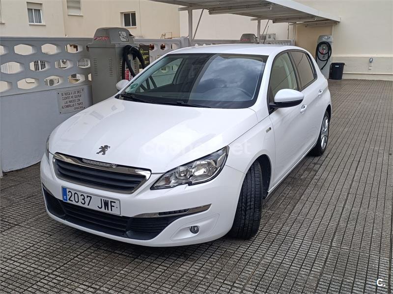 PEUGEOT 308 5p Style 1.6 BlueHDi 120 5p.