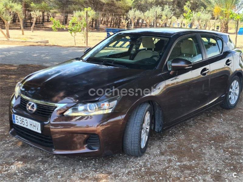 LEXUS CT 200h 5p.