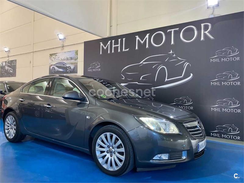 OPEL Insignia 1.8 16v Cosmo 5p.