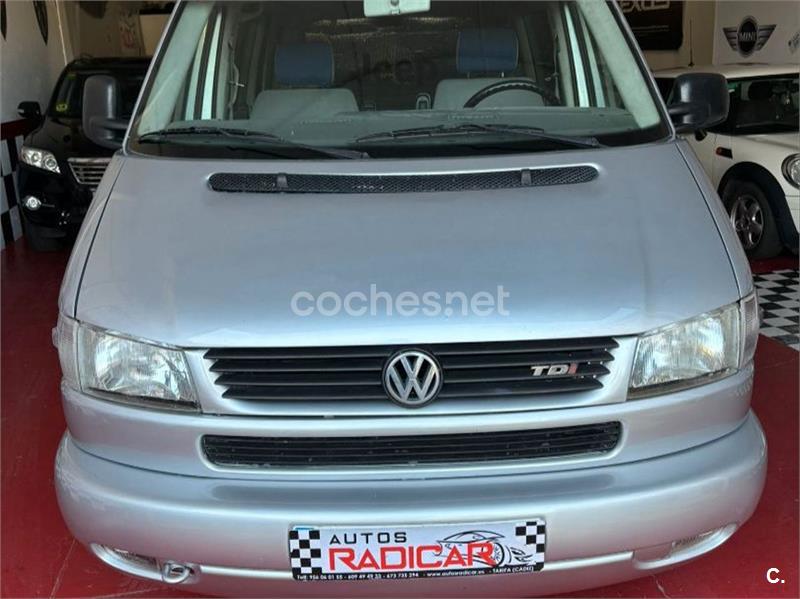 VOLKSWAGEN Caravelle 2.5TDI CONFORTLINE LWB 8SEATS