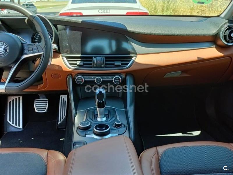ALFA ROMEO Giulia 2.0 Gasolina 147kW 200CV Super AT 4p.