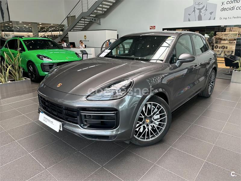 PORSCHE Cayenne Turbo