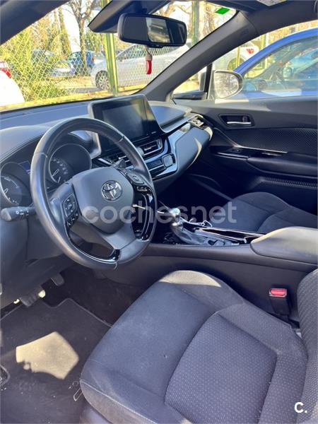 TOYOTA CHR 1.8 125H Dynamic Plus