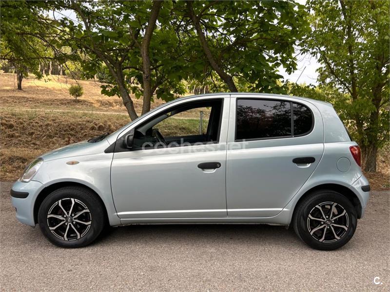 TOYOTA Yaris 1.3 VVTi Sol