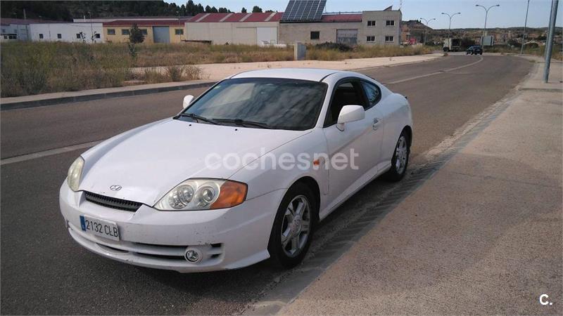 HYUNDAI Coupe