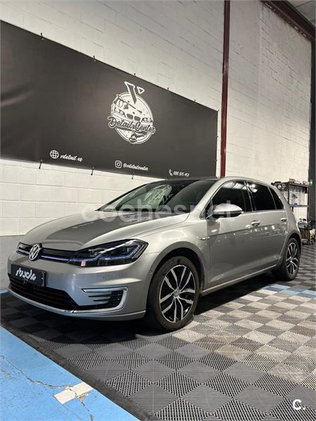 VOLKSWAGEN Golf eGolf ePower 100 kW 136CV 5p.