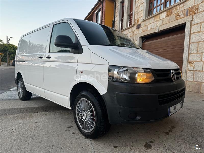 VOLKSWAGEN Transporter Caja Plataforma Corto 2.0 TDI 102cv 2.8T 2p.