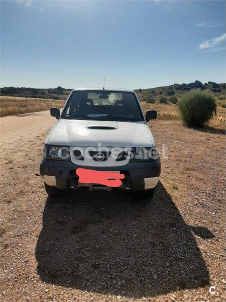 NISSAN Terrano II