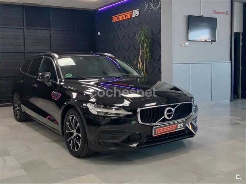 VOLVO V60 2.0 D3 Momentum