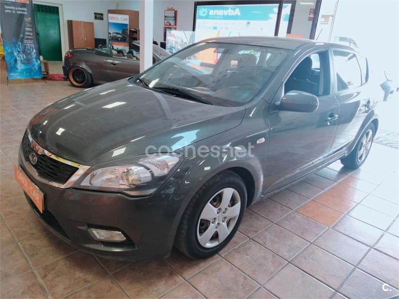 KIA ceed 1.6 CRDi Drive