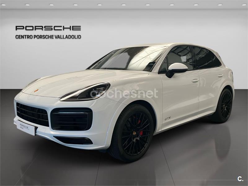 PORSCHE Cayenne GTS