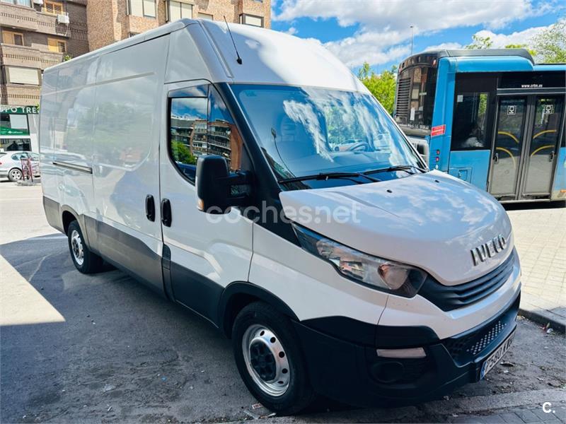 IVECO Daily 2.3 TD 35C 16 A8 V 3520LH2 12 M3 4p.