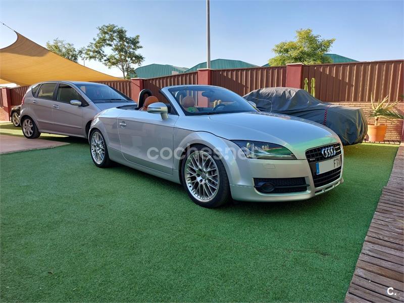 AUDI TT Roadster 3.2 quattro S tronic