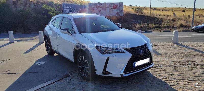 LEXUS UX 2.0 250h Executive Navigation 5p.