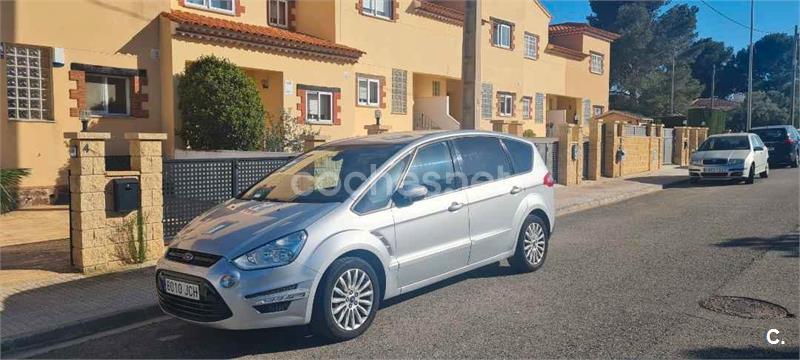 FORD SMAX