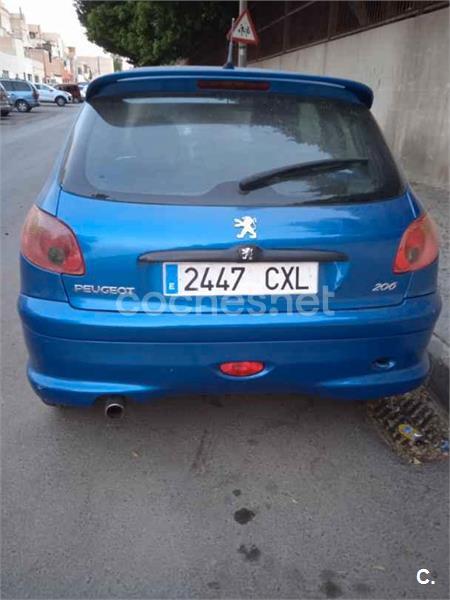 PEUGEOT 206