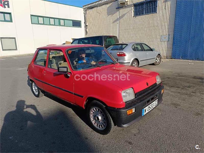 RENAULT 5