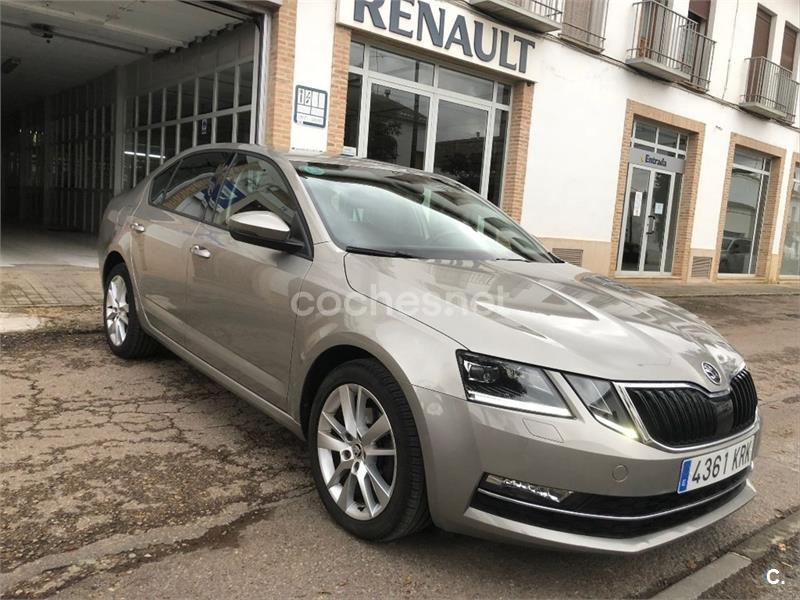 SKODA Octavia 2.0 TDI CR DSG Style