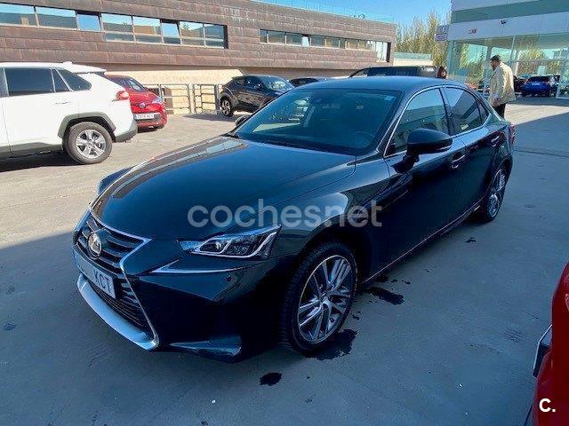 LEXUS IS300