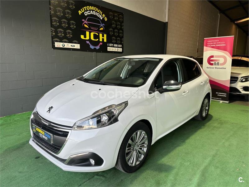 PEUGEOT 208 5P STYLE 1.2L PureTech 60KW 82CV