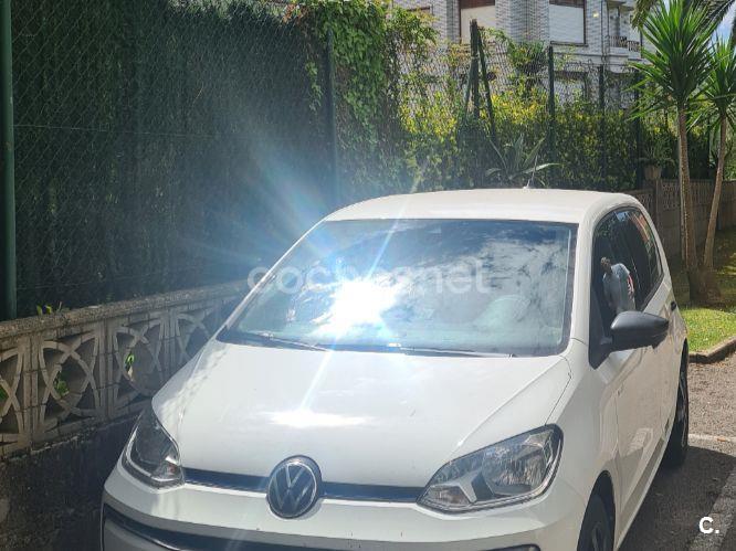 VOLKSWAGEN e-up!