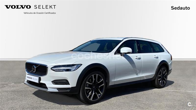 VOLVO V90 Cross Country 2.0 B4 D Plus Bright AWD Auto 5p.