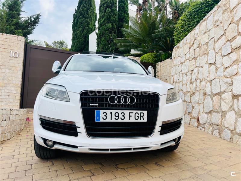 AUDI Q7 3.0 TDI quattro tiptronic