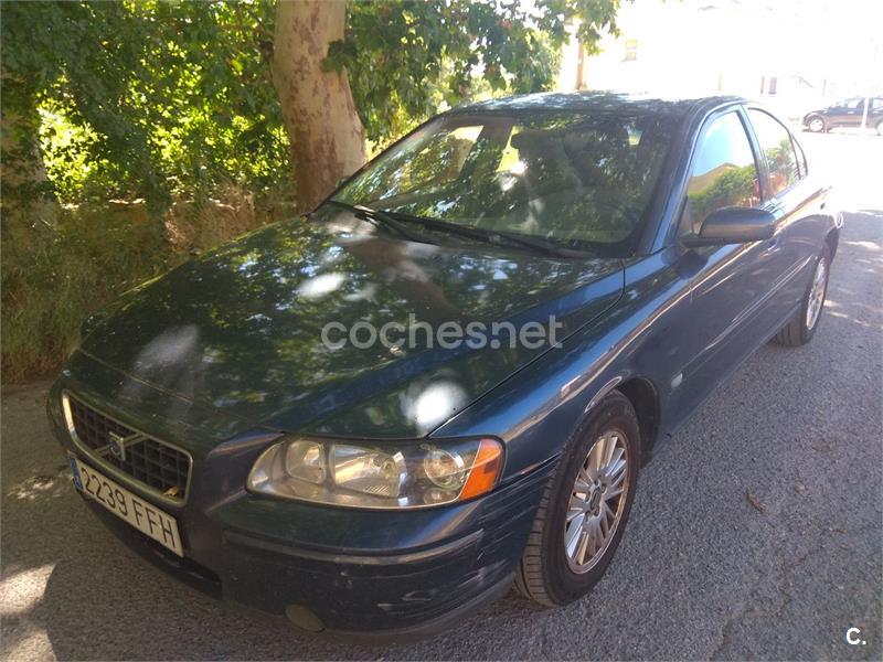 VOLVO S60 2.4D 126 Momentum