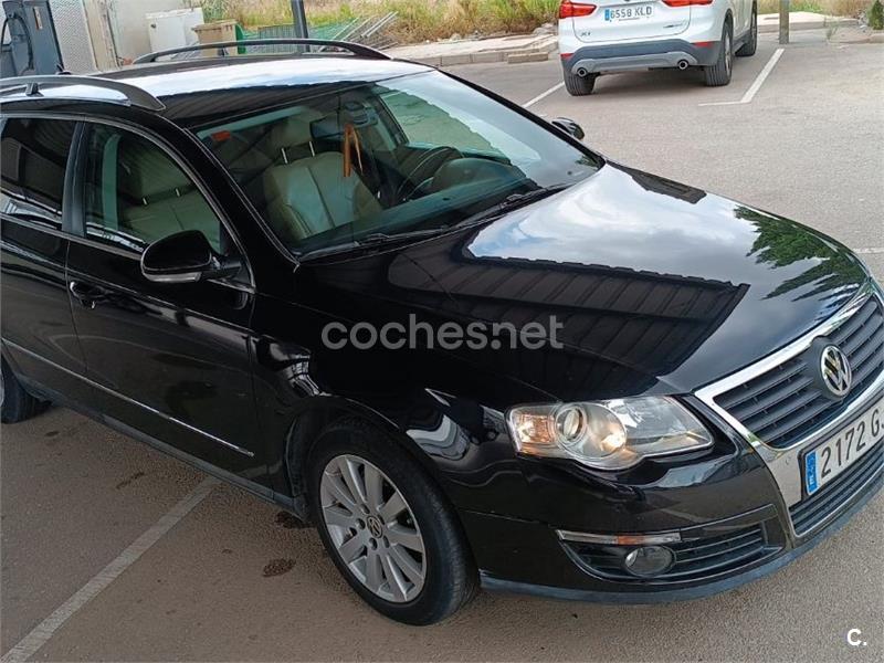 VOLKSWAGEN Passat Variant 2.0 TDI 140cv DPF Highline 5p.