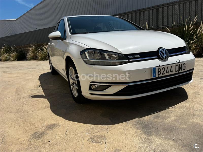 VOLKSWAGEN Golf Advance 1.5 TGI 96kW 130CV 5p.