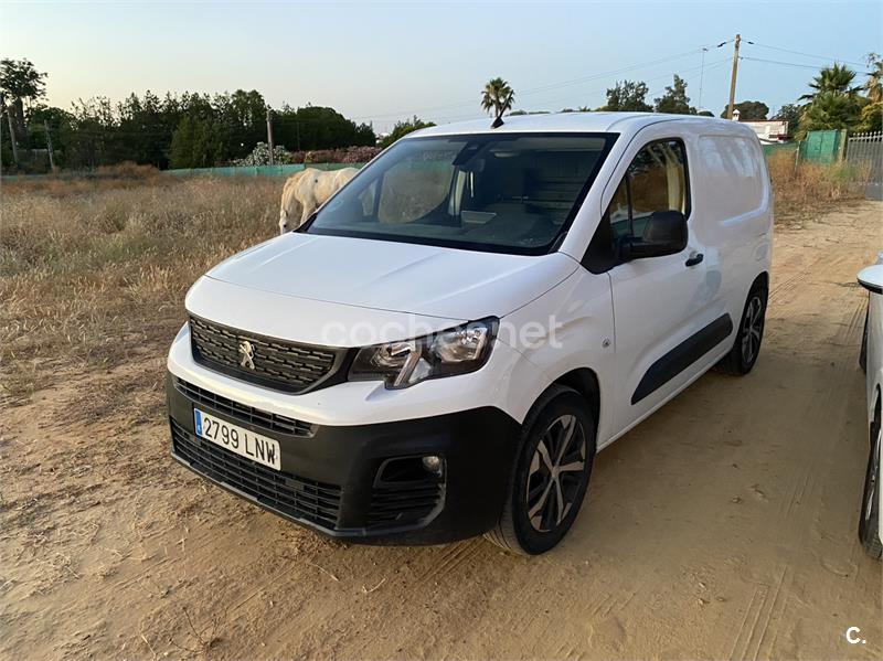 PEUGEOT Rifter Allure Business Standard BlueHDi 73kW 5p.