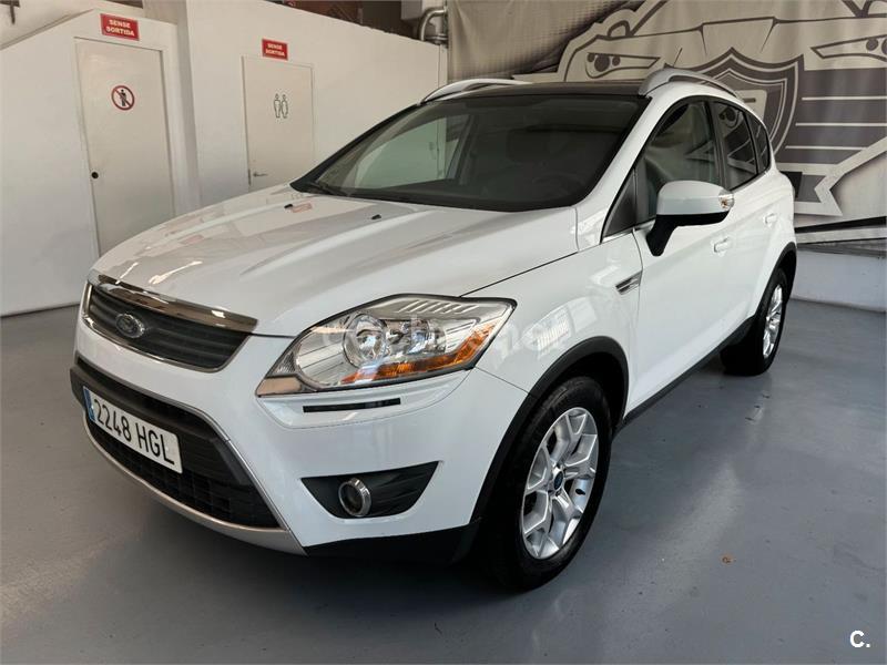 FORD Kuga 2.0 TDCi 140 4x2 Titanium