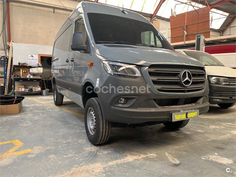 MERCEDES-BENZ Sprinter 319 CDI MEDIO 3.5T