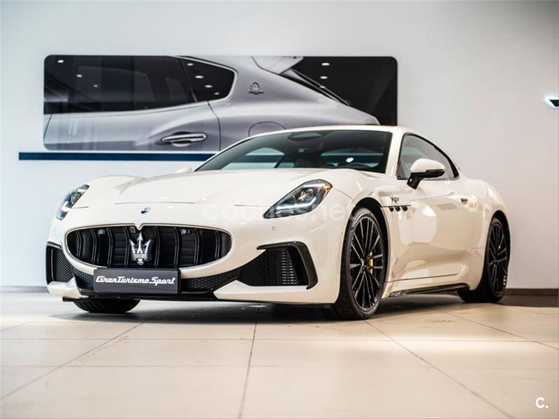 MASERATI GranTurismo Trofeo V6 550CV AWD