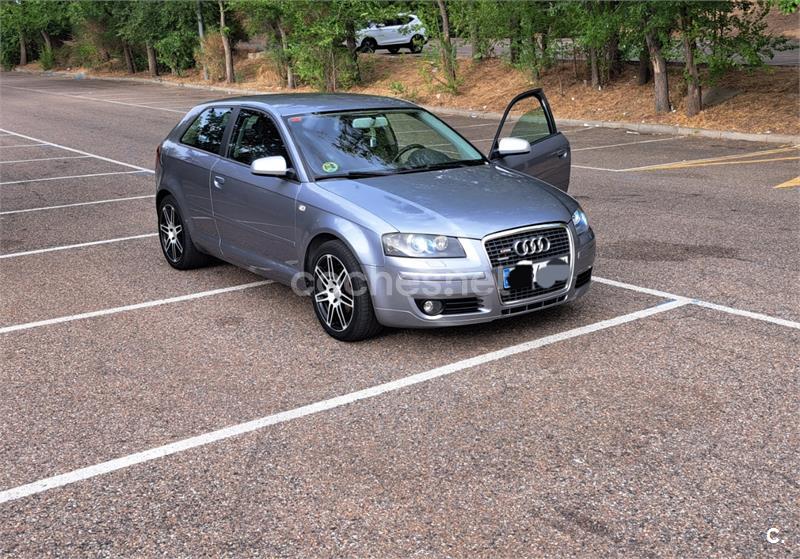 AUDI A3 2.0 TDI quattro Attraction 3p.